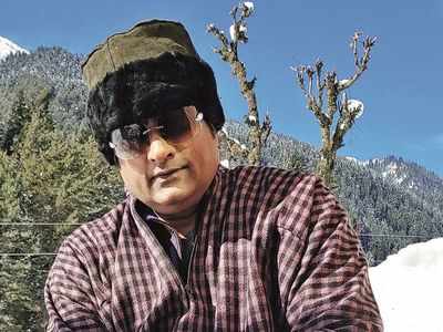 Ravishankar Gowda sports a Kashmiri look in Ratnan Prapancha