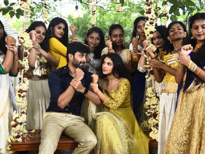 Shoot at Site: Ashwin shoots for a new music video