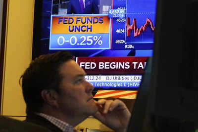 Federal Reserve to begin slowing economic aid as inflation worries rise